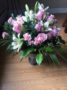 Flower arrangement for delivery