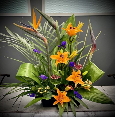 924 - Birds of Paradise +$30 (Call for Availability)