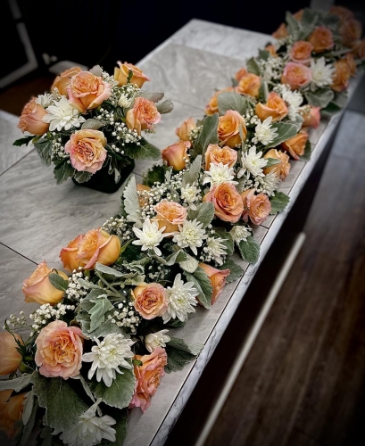 4ft Table Centerpiece with Side Table Arrangement
