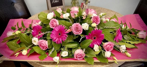 Large Pink and White Table Arrangement